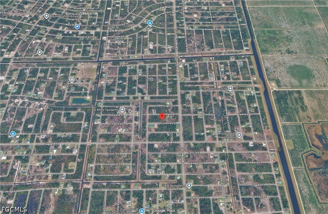 1141 Florence St E Property Photo 7
