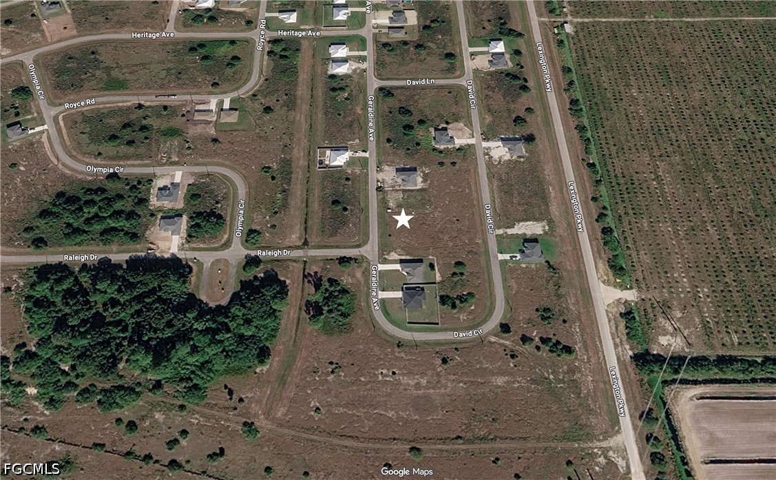 555 David Cir Property Photo 5