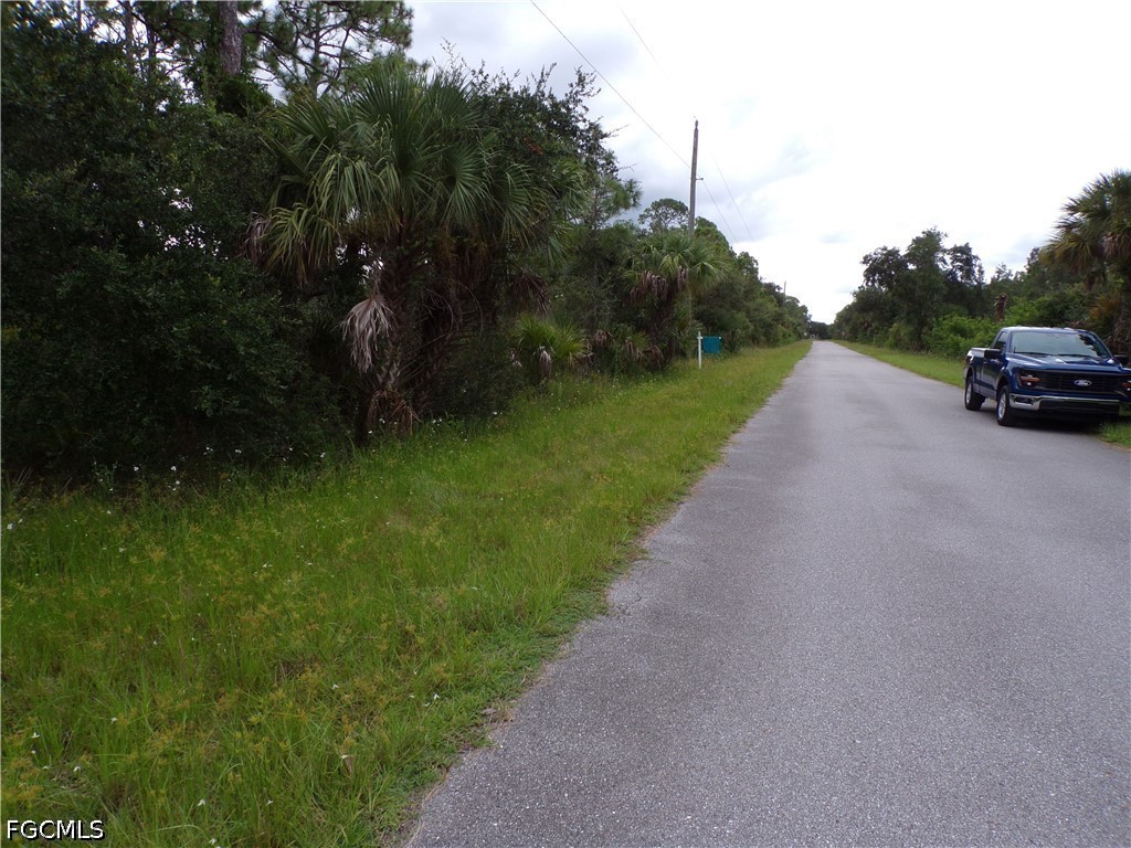 26403 Brooks Rd Property Photo 4