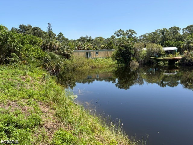 7614 Pierre Cir Property Photo 3