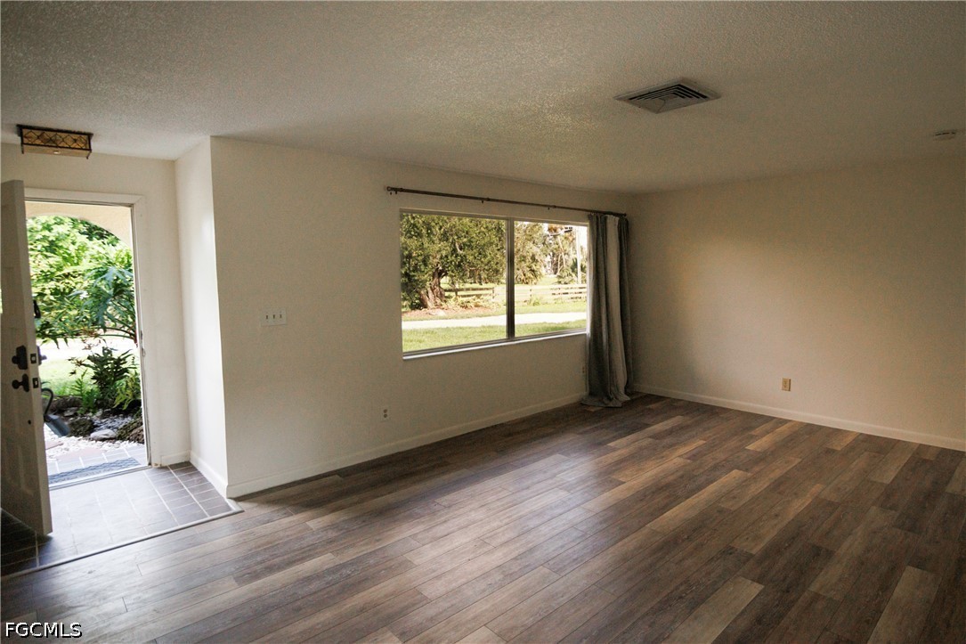 1821 Sunset Trl Property Photo 10