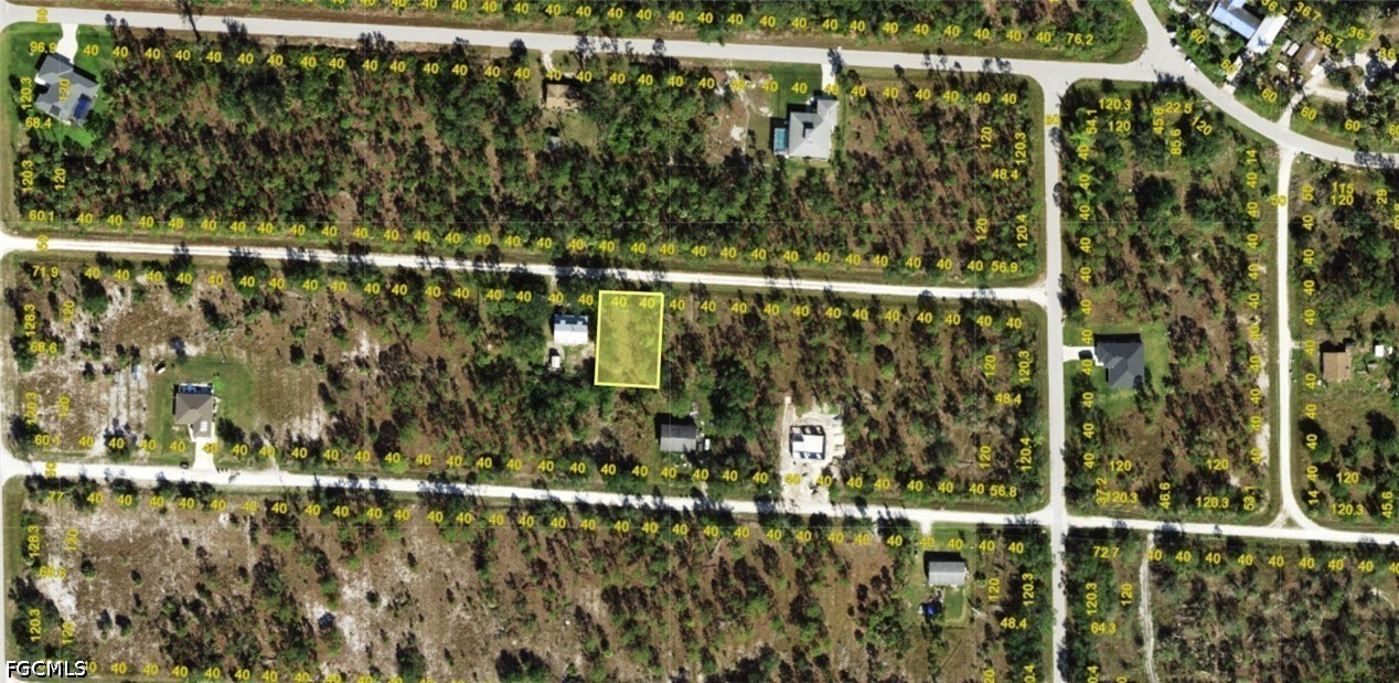27101 & 27105 Badger Dr Property Photo 2