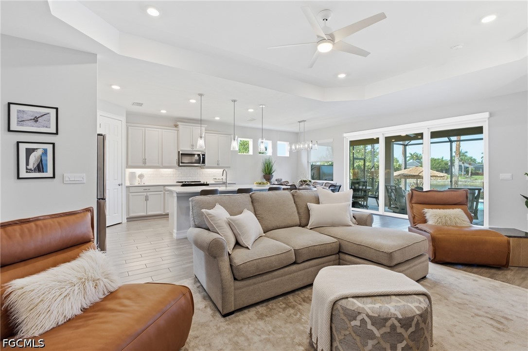 28033 Captiva Shell Loop Property Photo 10