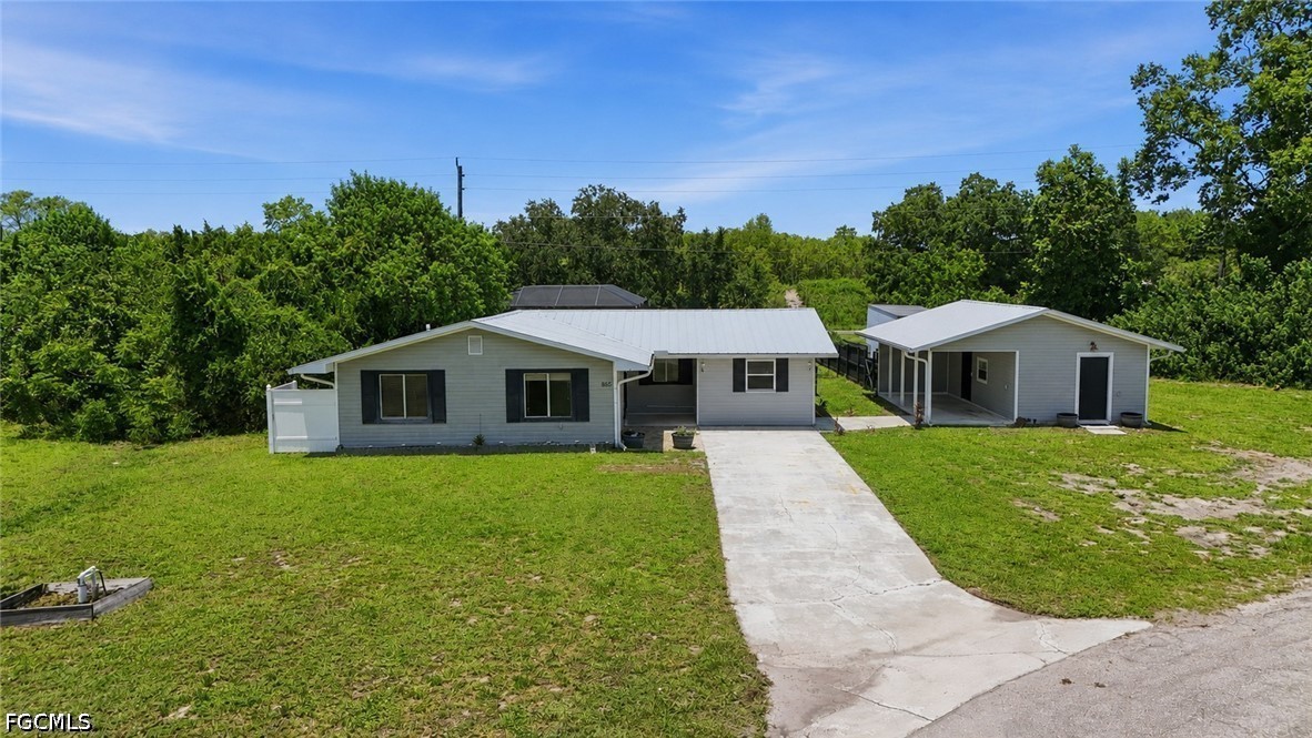 865 Quail Run Property Photo 2