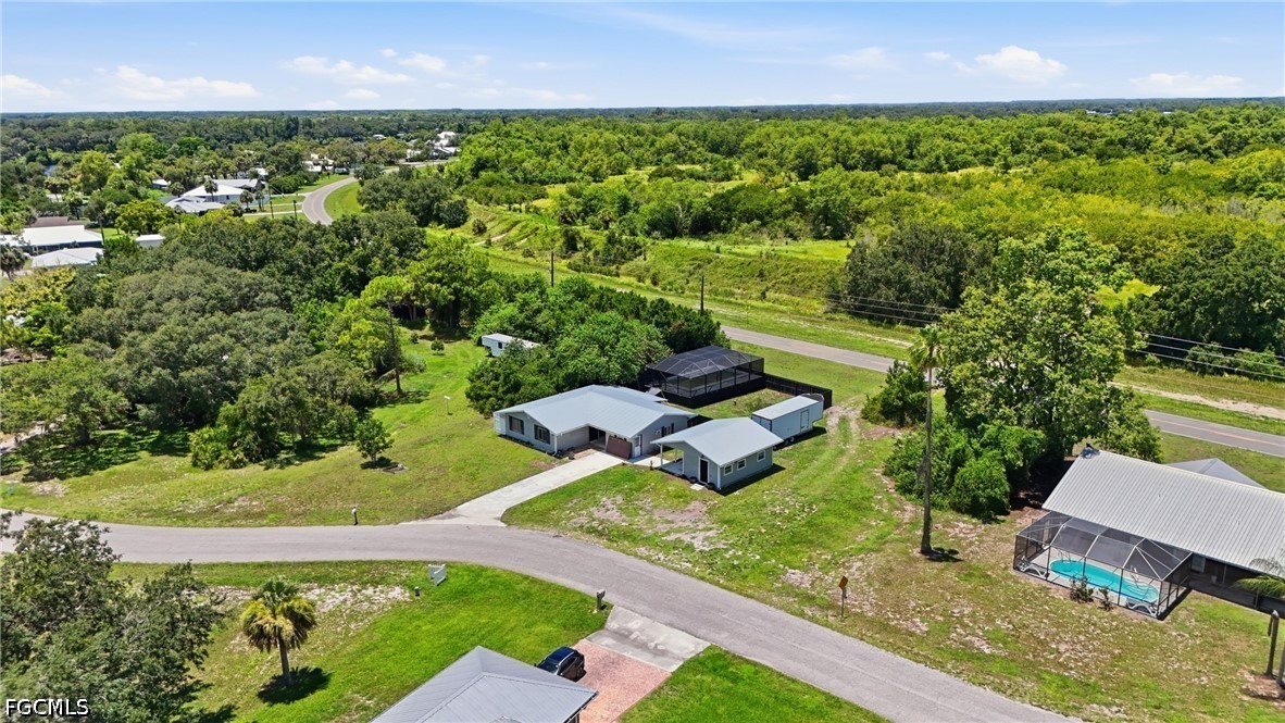 865 Quail Run Property Photo 4
