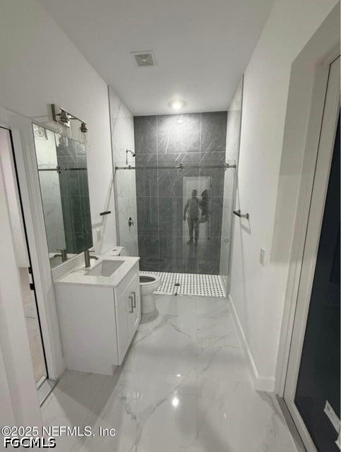 1832 Lindsay St Property Photo 10