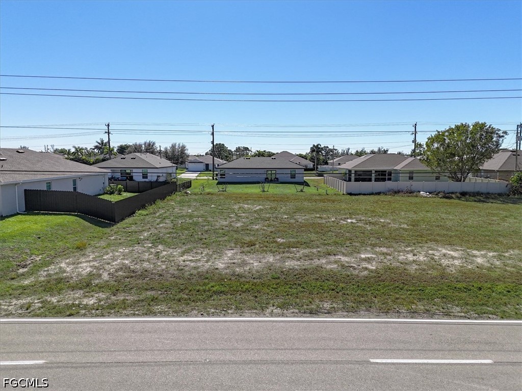 2002 Kismet Pkwy W Property Photo 2