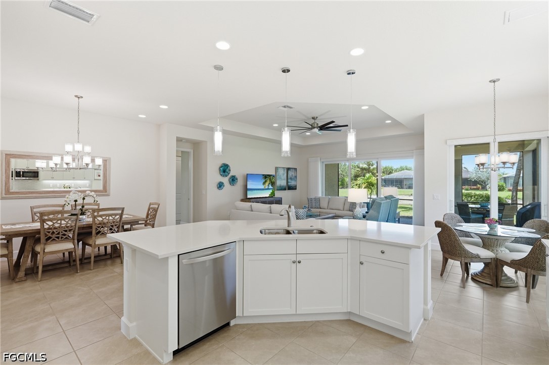 16014 Liguria Pl Property Photo 8