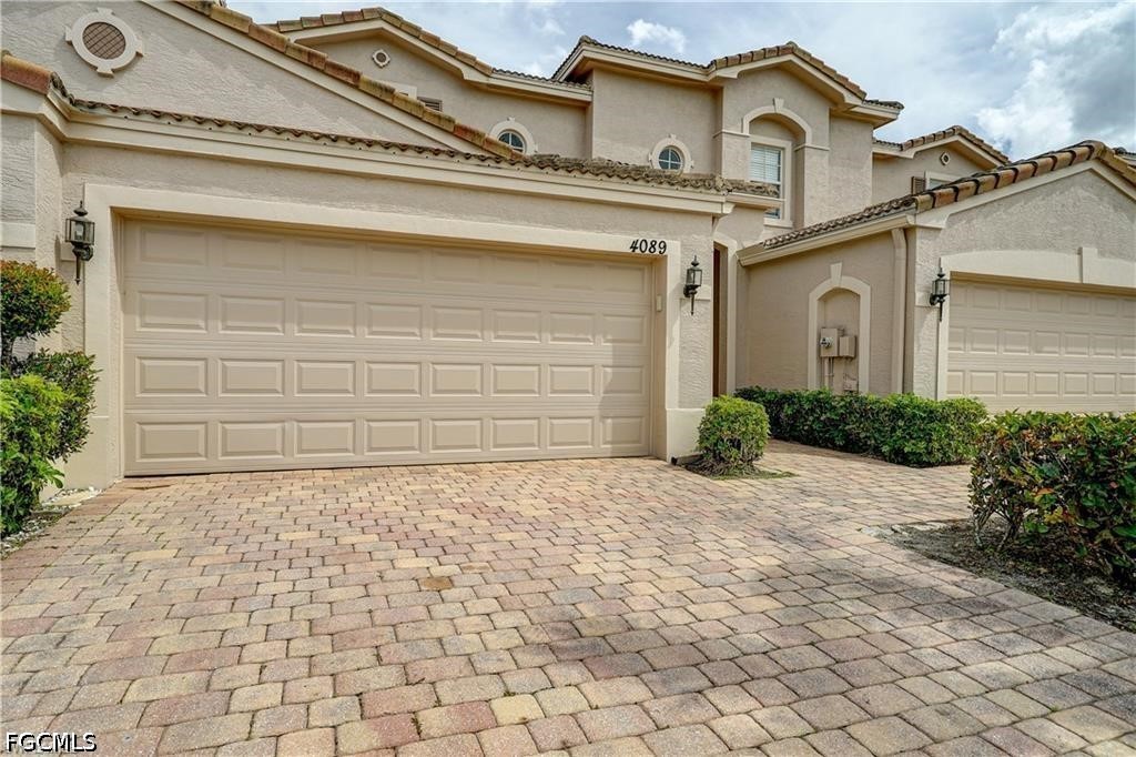 4089 Cherrybrook Loop Property Photo 2