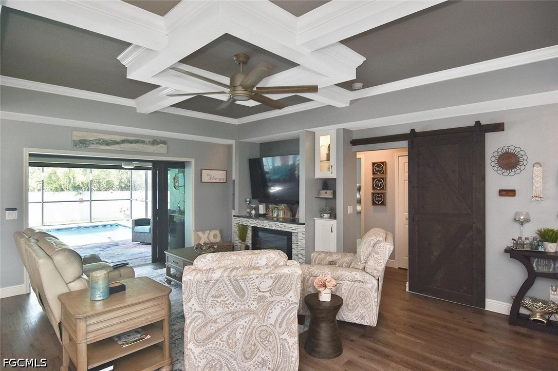 2893 N Vizza Ln Property Photo 6