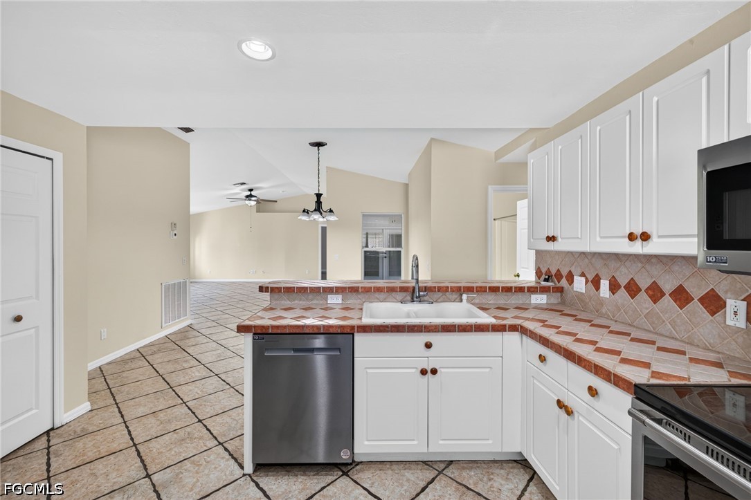 1632 Sw 43rd Ter Property Photo 12