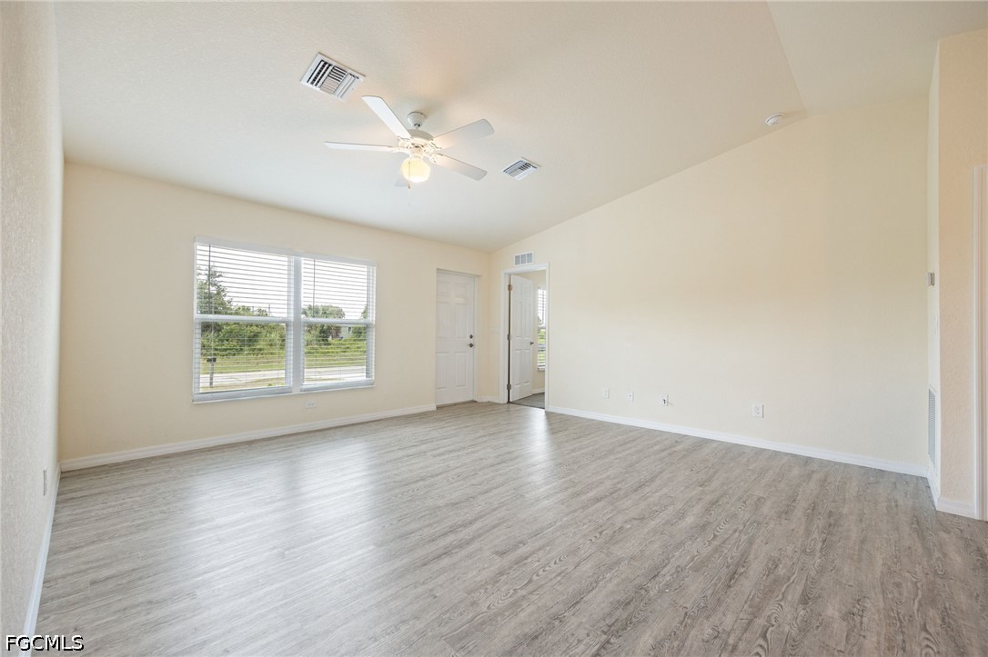 3061 Adcock Dr Property Photo 8