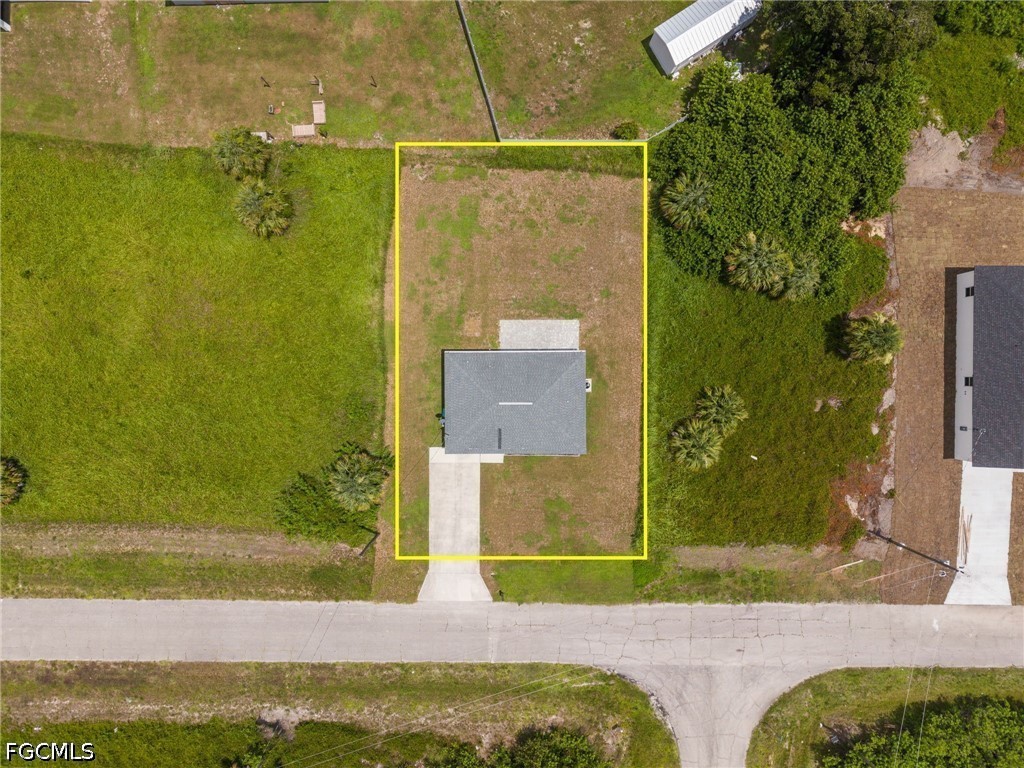 3061 Adcock Dr Property Photo 25