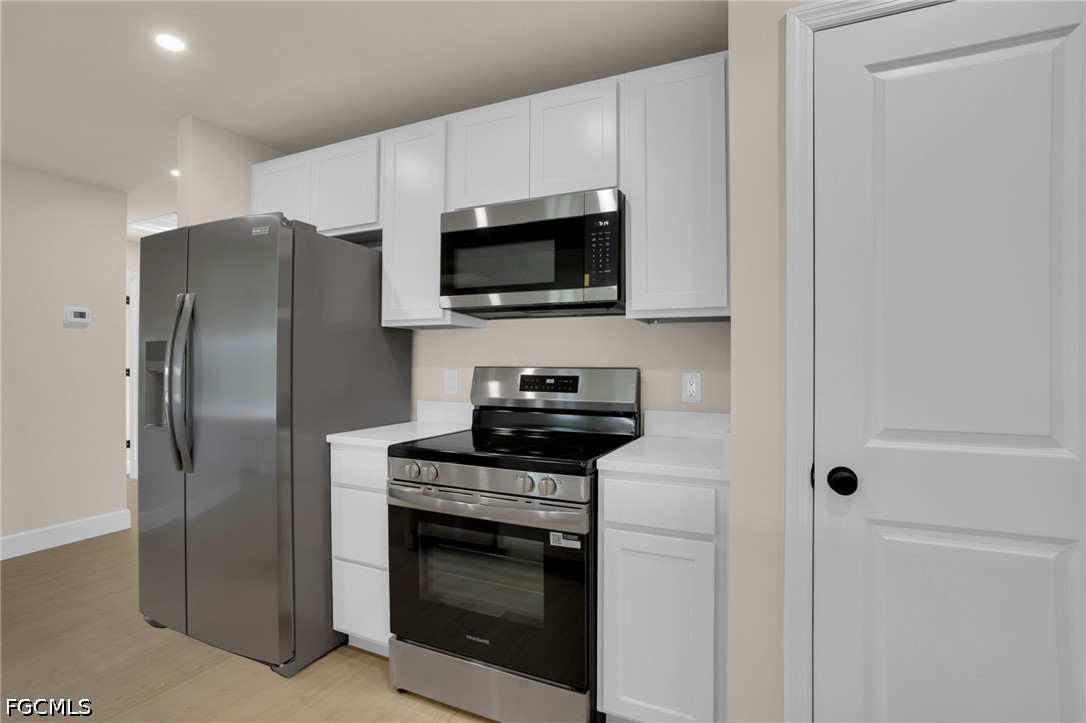 532 Raintree St E Property Photo 14