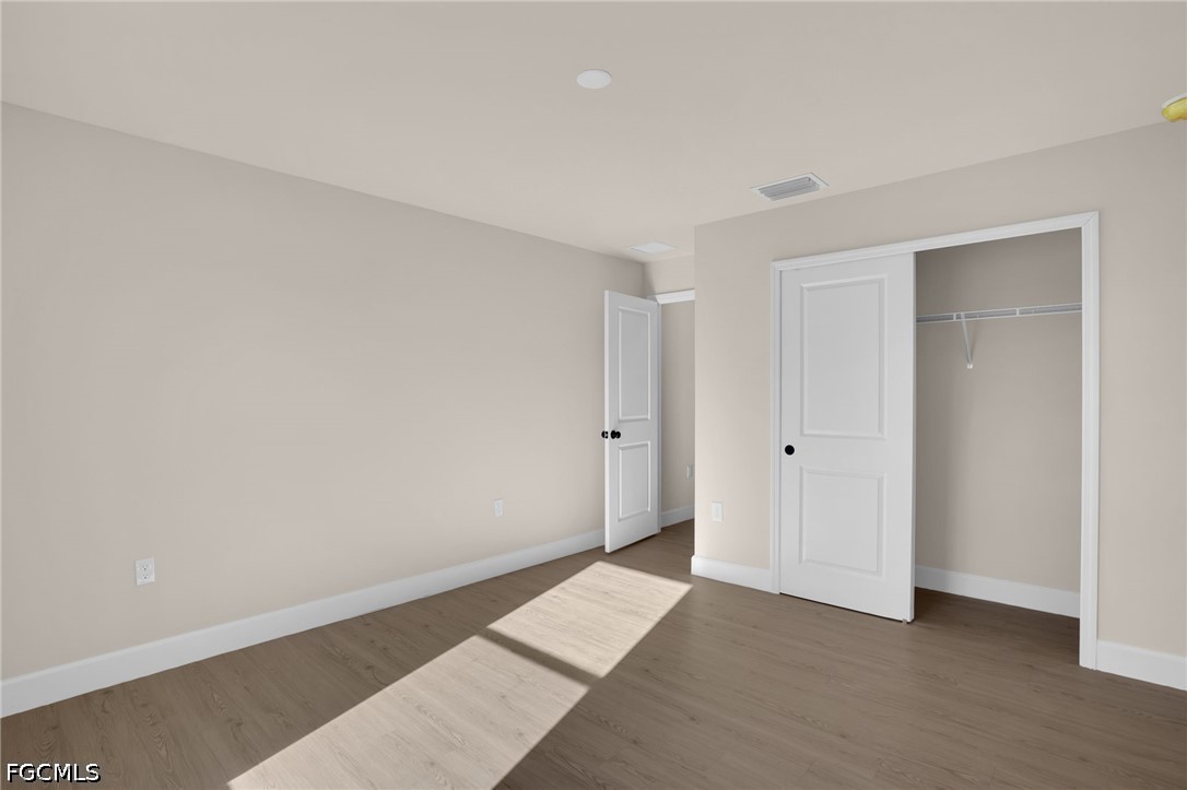 532 Raintree St E Property Photo 27