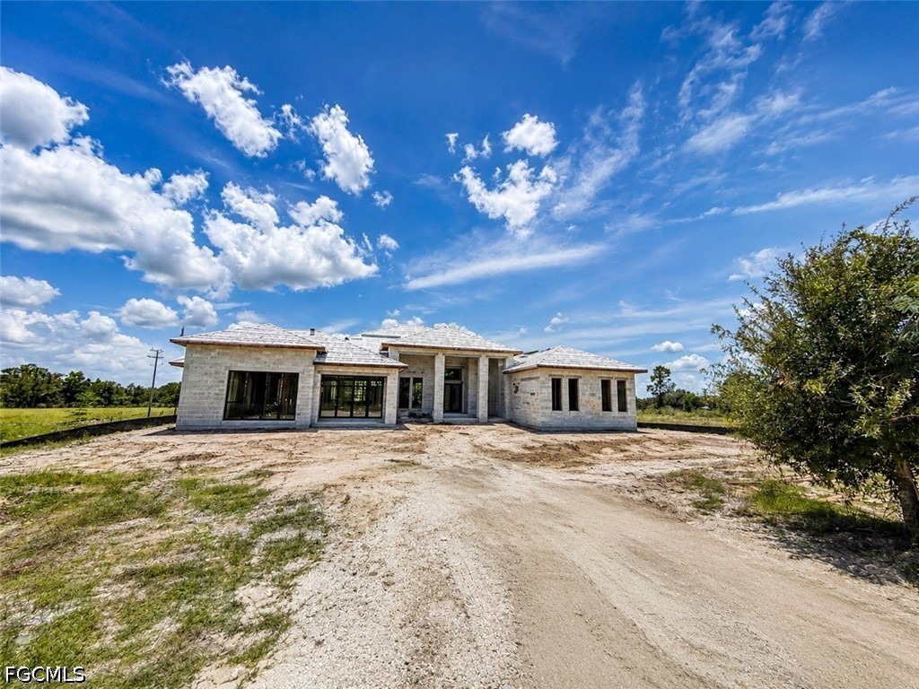 7517 4th Pl Property Photo