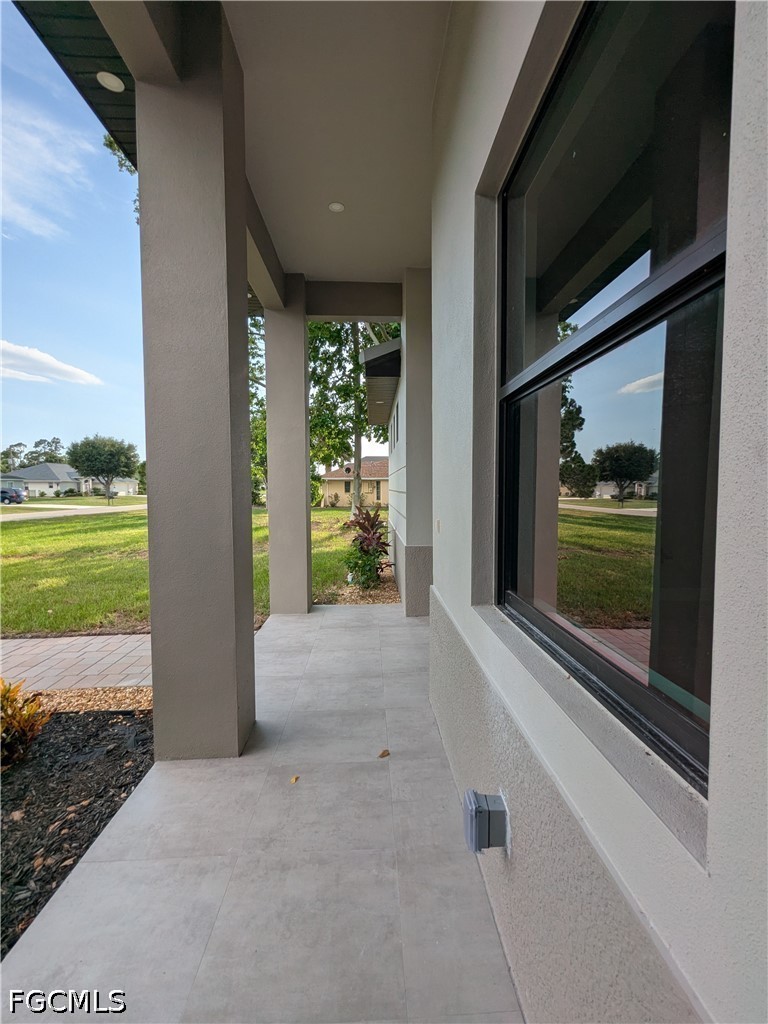 25248 Doredo Dr Property Photo 3