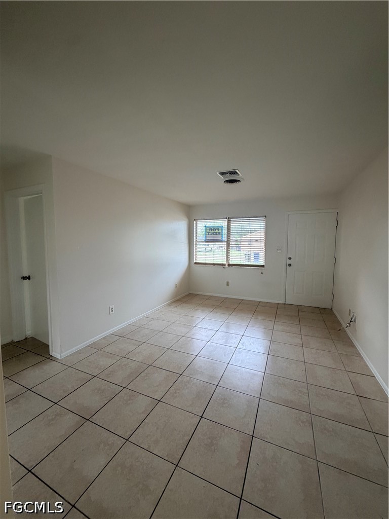 1742 Maple Dr Property Photo 3