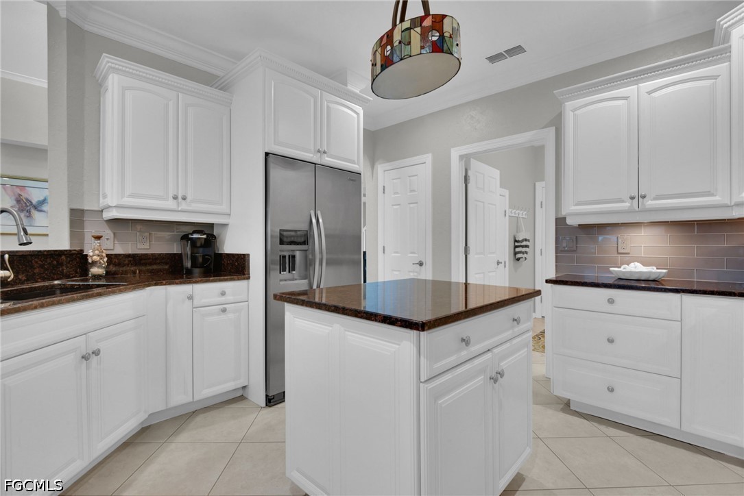 23157 Oakglen Ln Property Photo 11