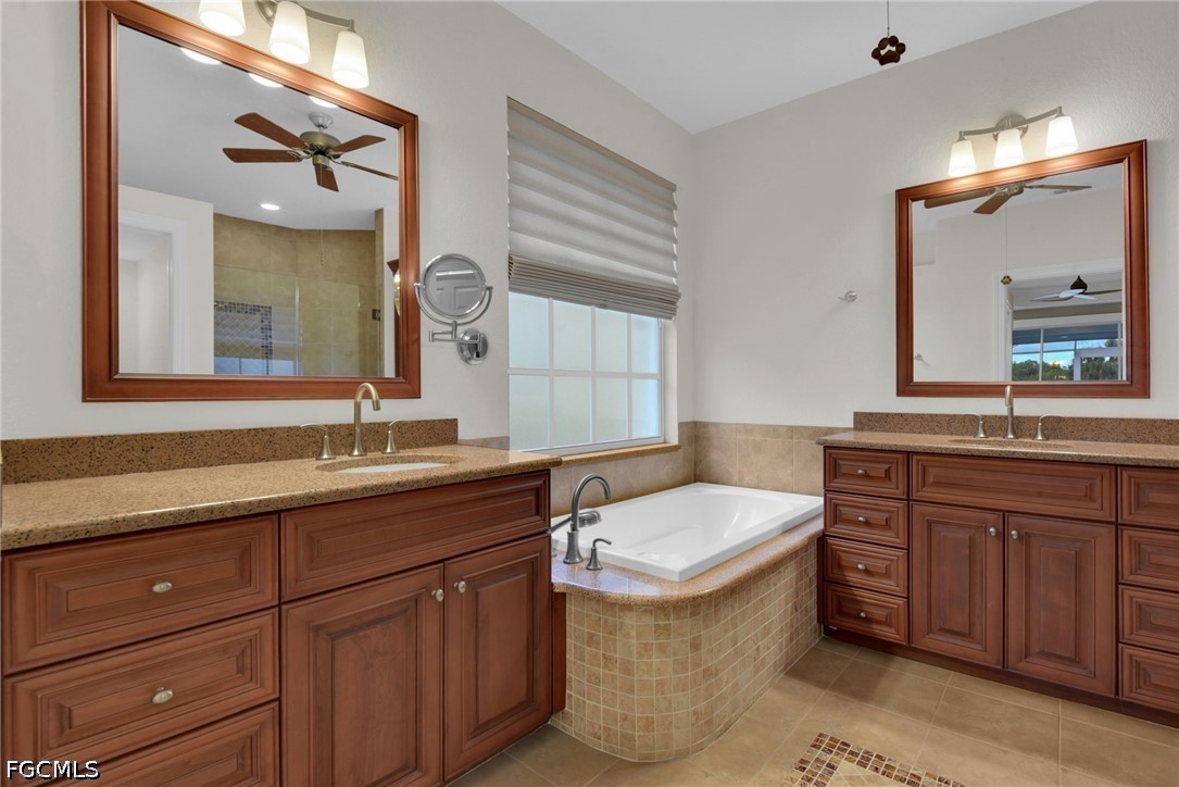23157 Oakglen Ln Property Photo 15