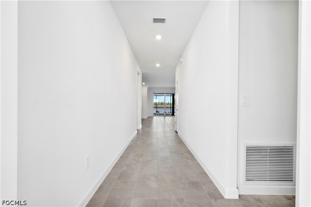 14735 Bluewater Rd Property Photo 3