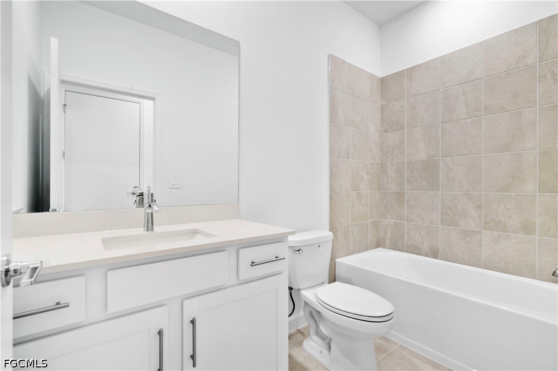 14735 Bluewater Rd Property Photo 5
