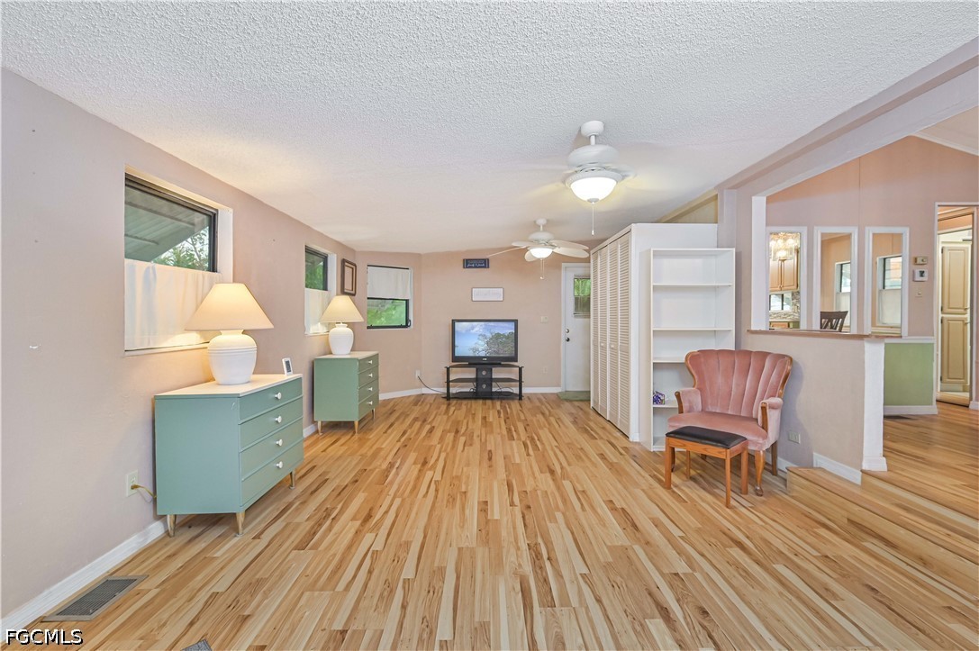 2026031458 Property Photo 5