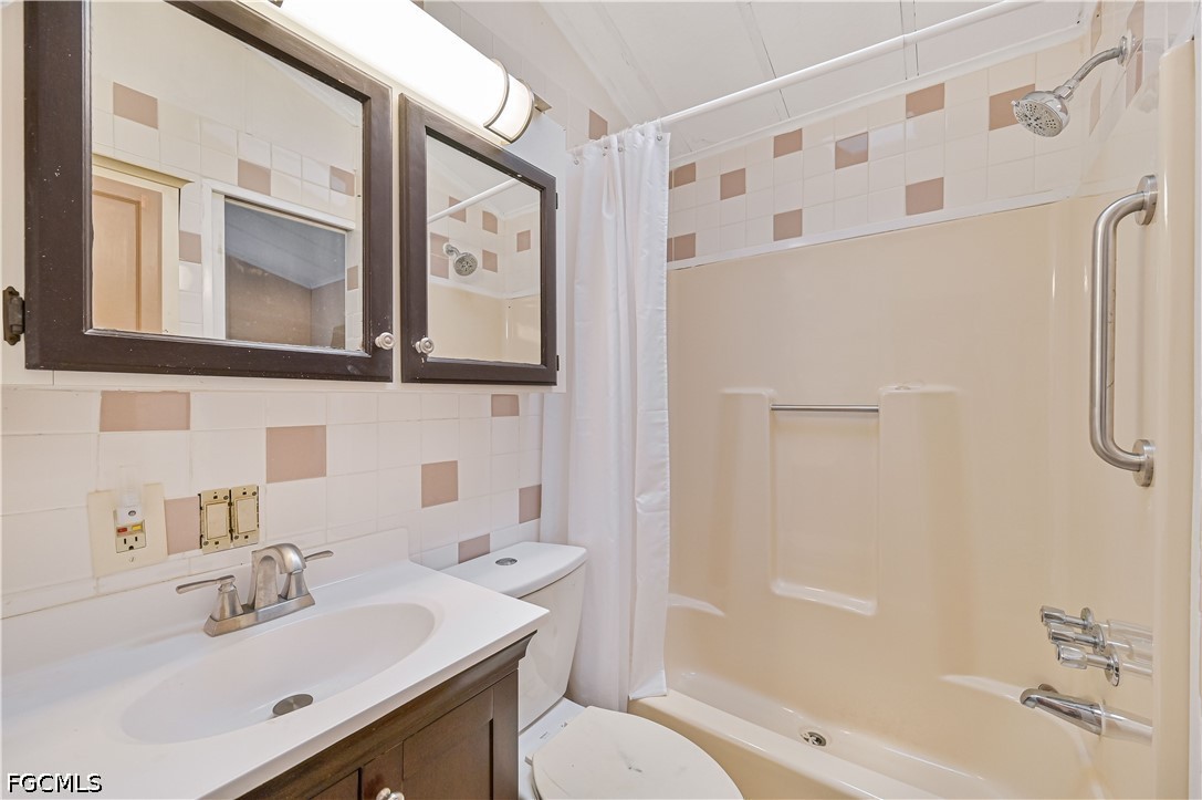 2026031458 Property Photo 18