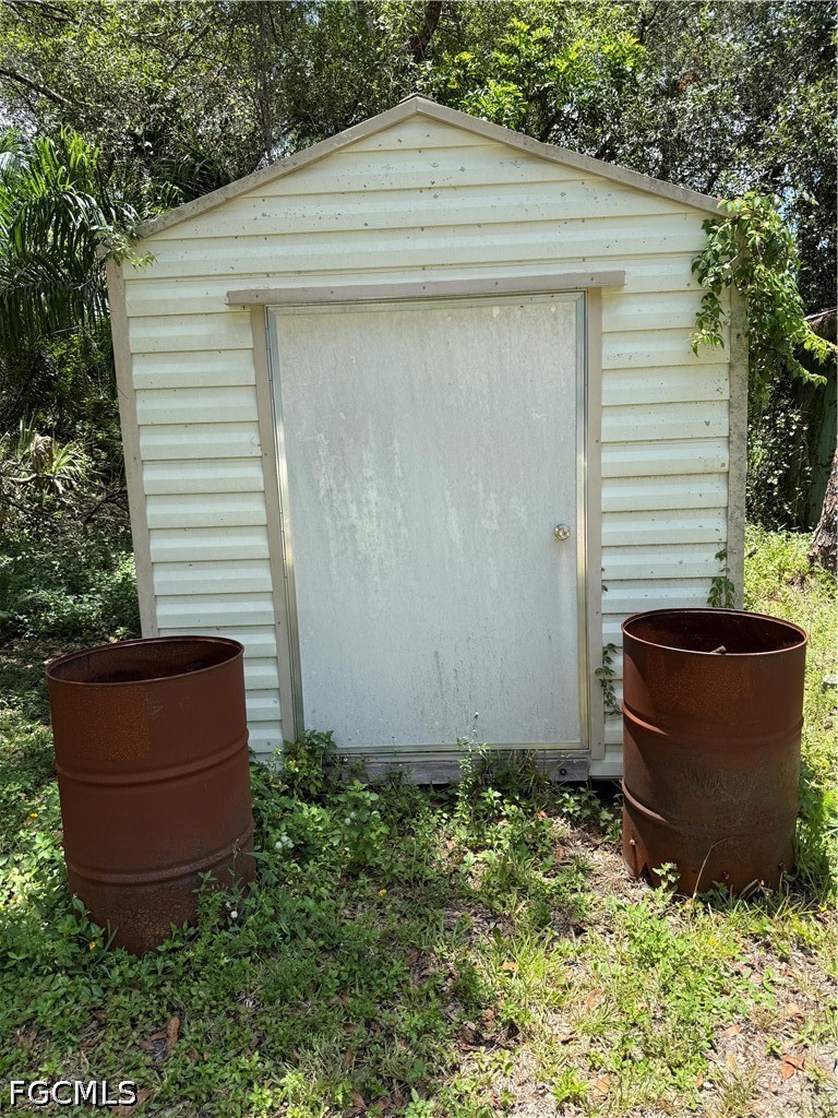 1325 Laurel Dr Property Photo 7