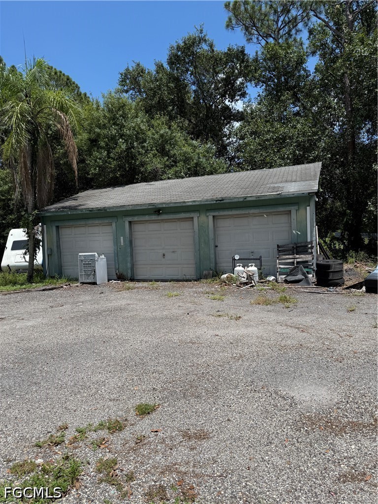 1325 Laurel Dr Property Photo 8