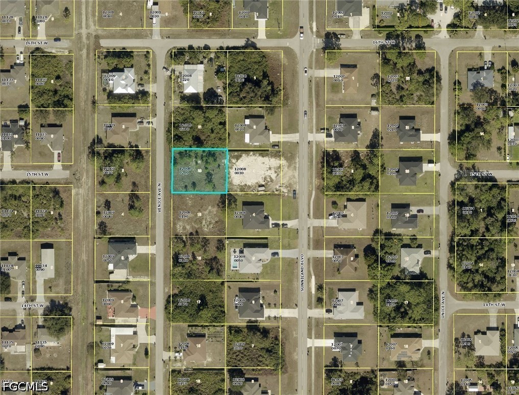 1404 Venice Ave N Property Photo 14