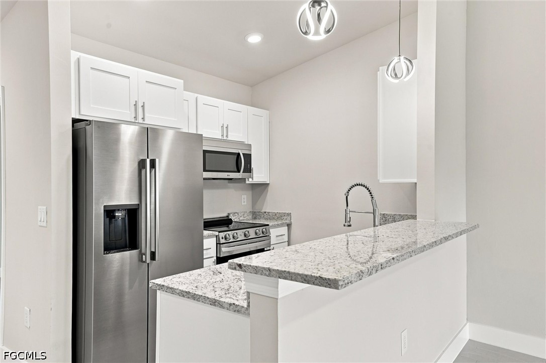 736-738 Gilbert Ave S Property Photo 5