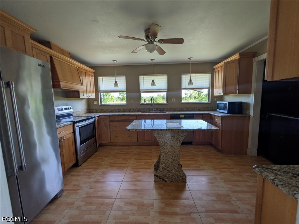 925 Foxdale Ave Property Photo 7