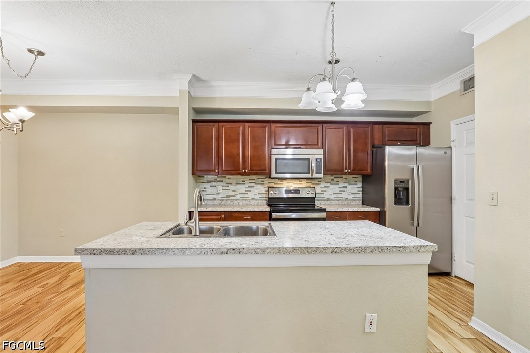 11571 Villa Grand Dr 617 Property Photo 10