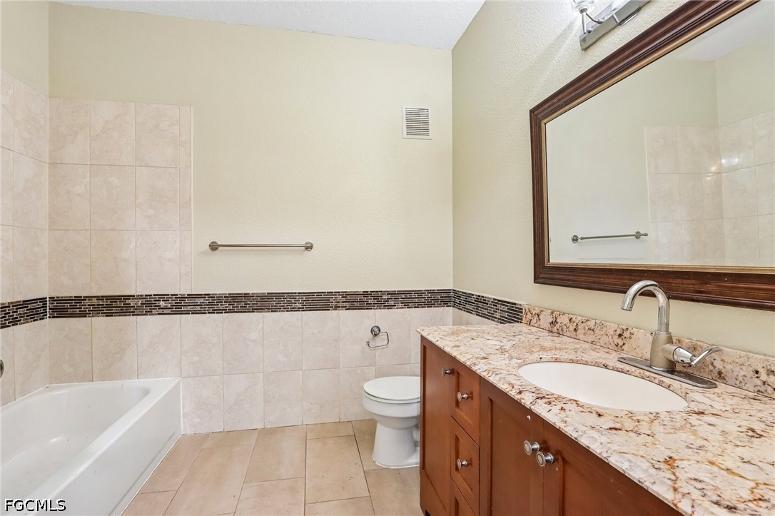 11571 Villa Grand Dr 617 Property Photo 14