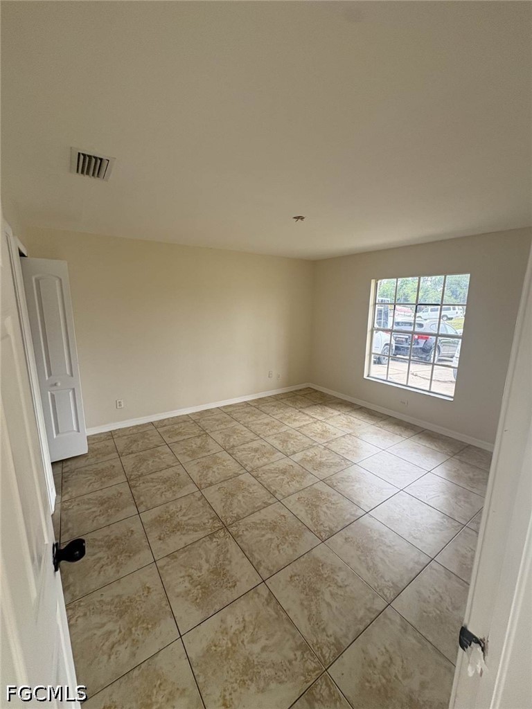 4768 Jordan Ave S Property Photo 4