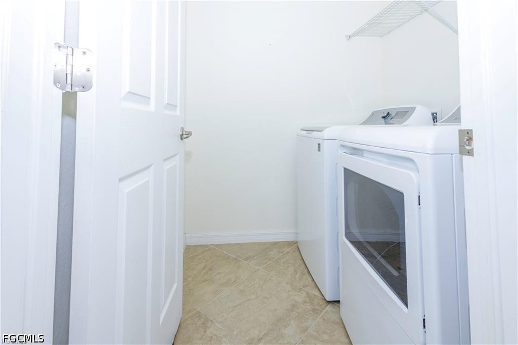 17724 Wayside Bend Property Photo 4