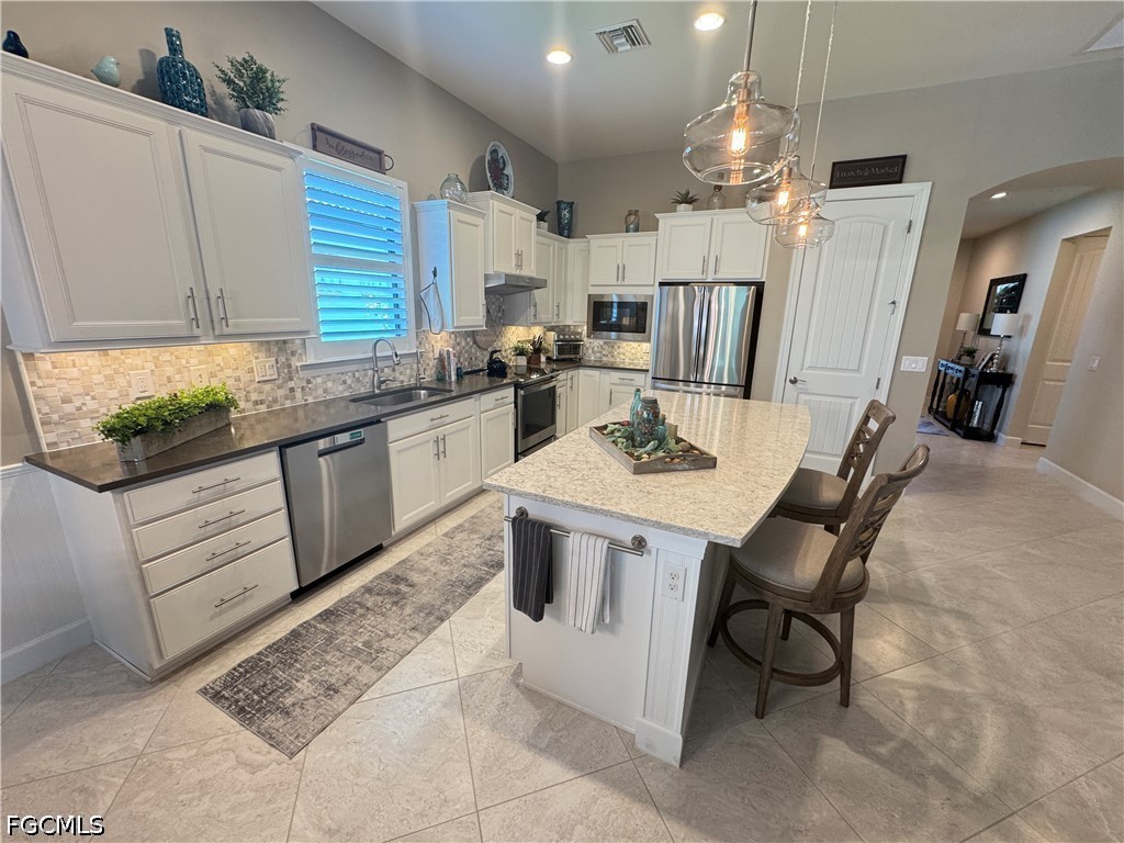 12835 Epping Way Property Photo 10