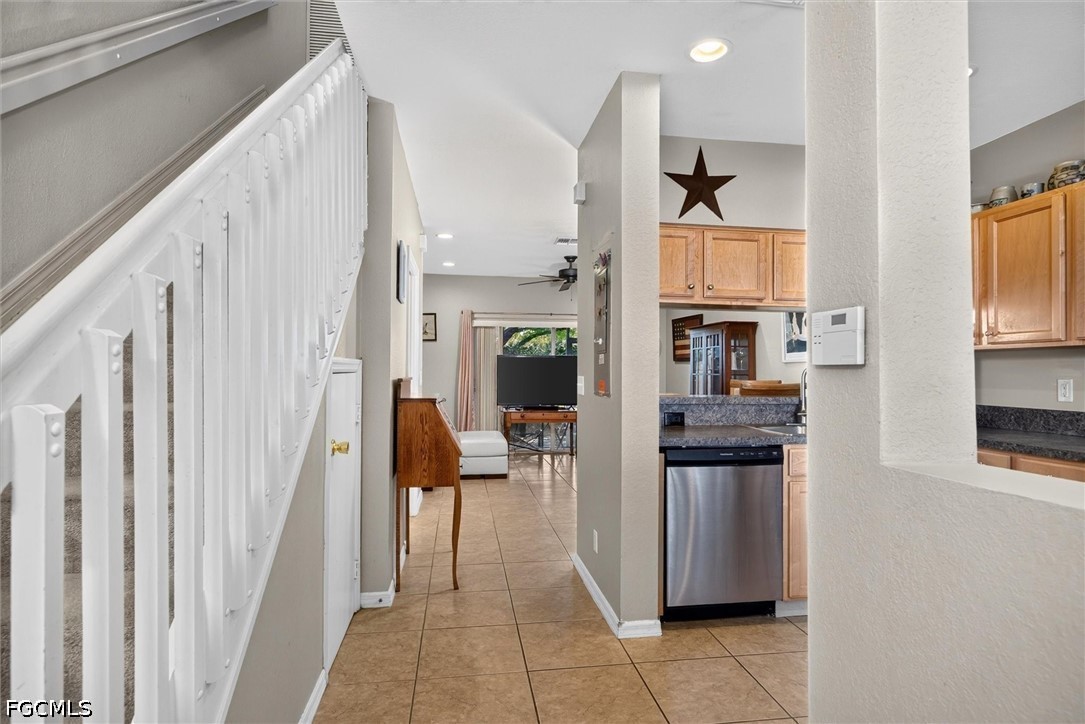 8237 Pacific Beach Dr Property Photo 15