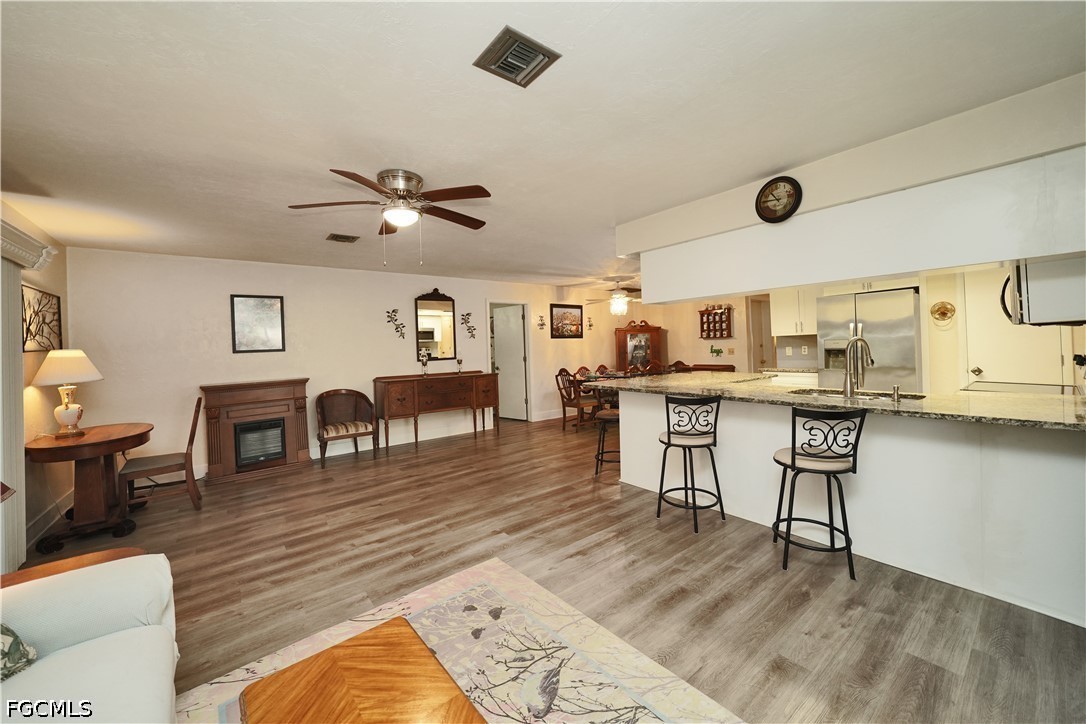 7228 Reymoor Dr Property Photo 21