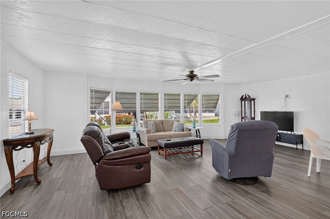 14716 Nantucket Rd 411 Property Photo 6
