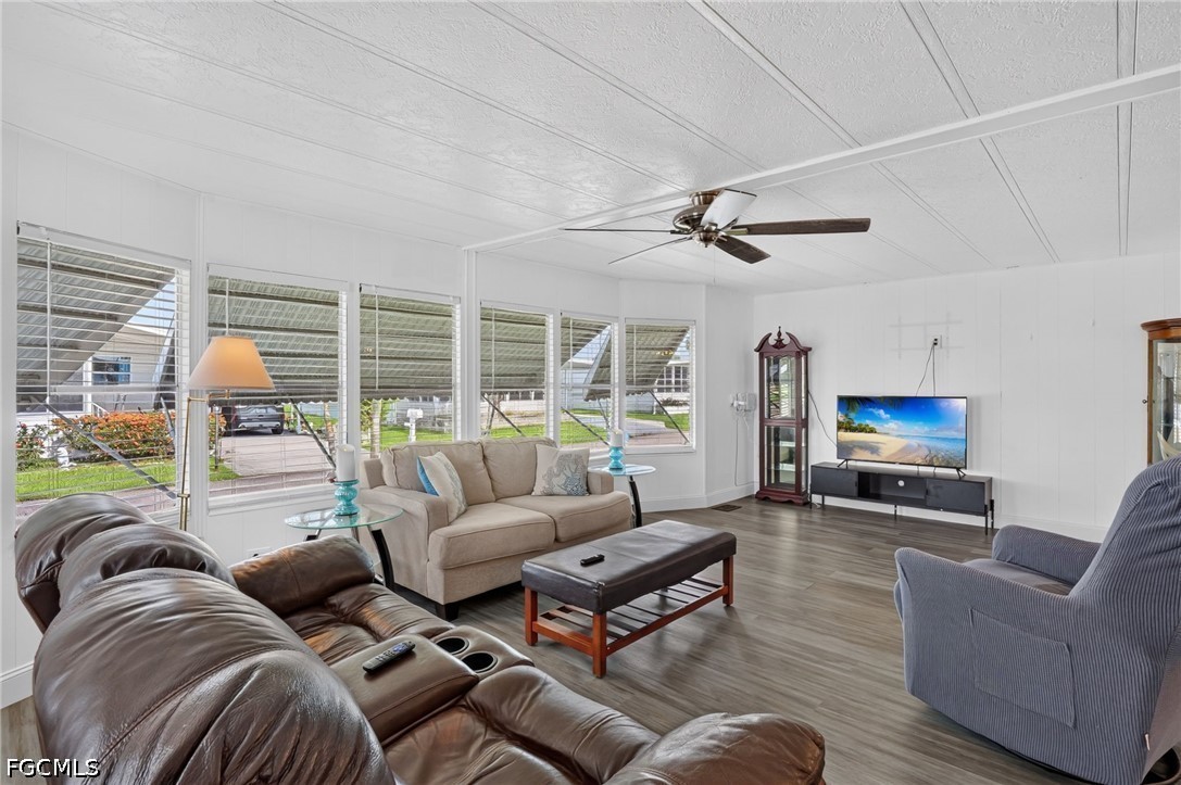 14716 Nantucket Rd 411 Property Photo 7