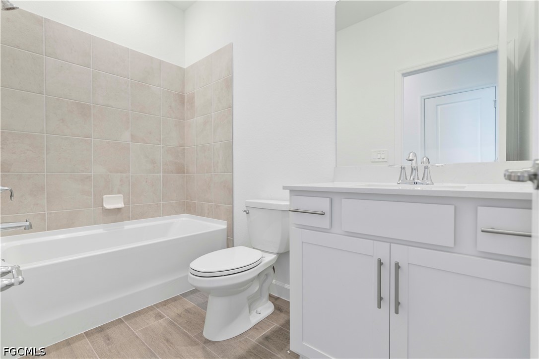 15077 Jadestone Dr Property Photo 5