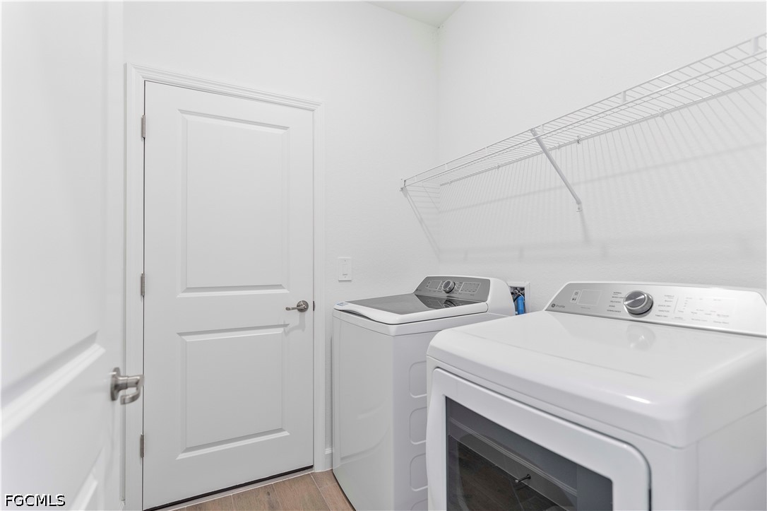 15077 Jadestone Dr Property Photo 8