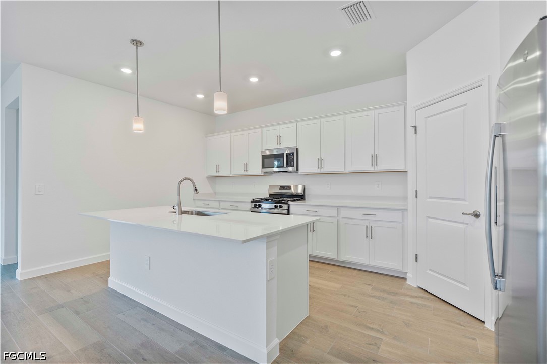 15077 Jadestone Dr Property Photo 12