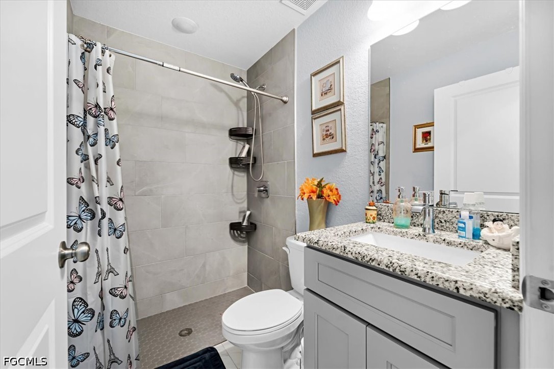6040 Keystone Cir Property Photo 5