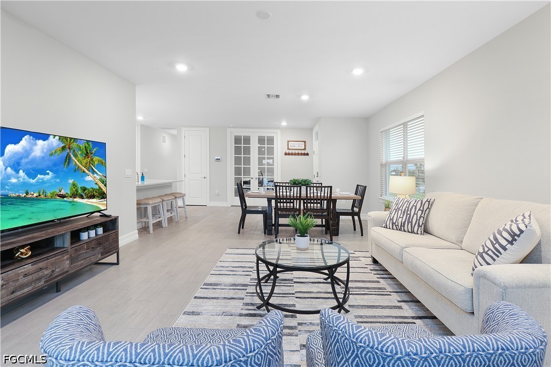 44442 Palm Frond Dr Property Photo 4