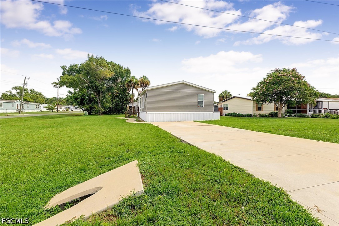 2471 Brownell Ct Property Photo 31