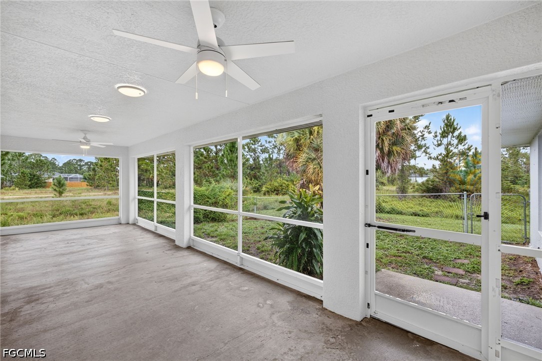 1235 Cloplon St E Property Photo 6