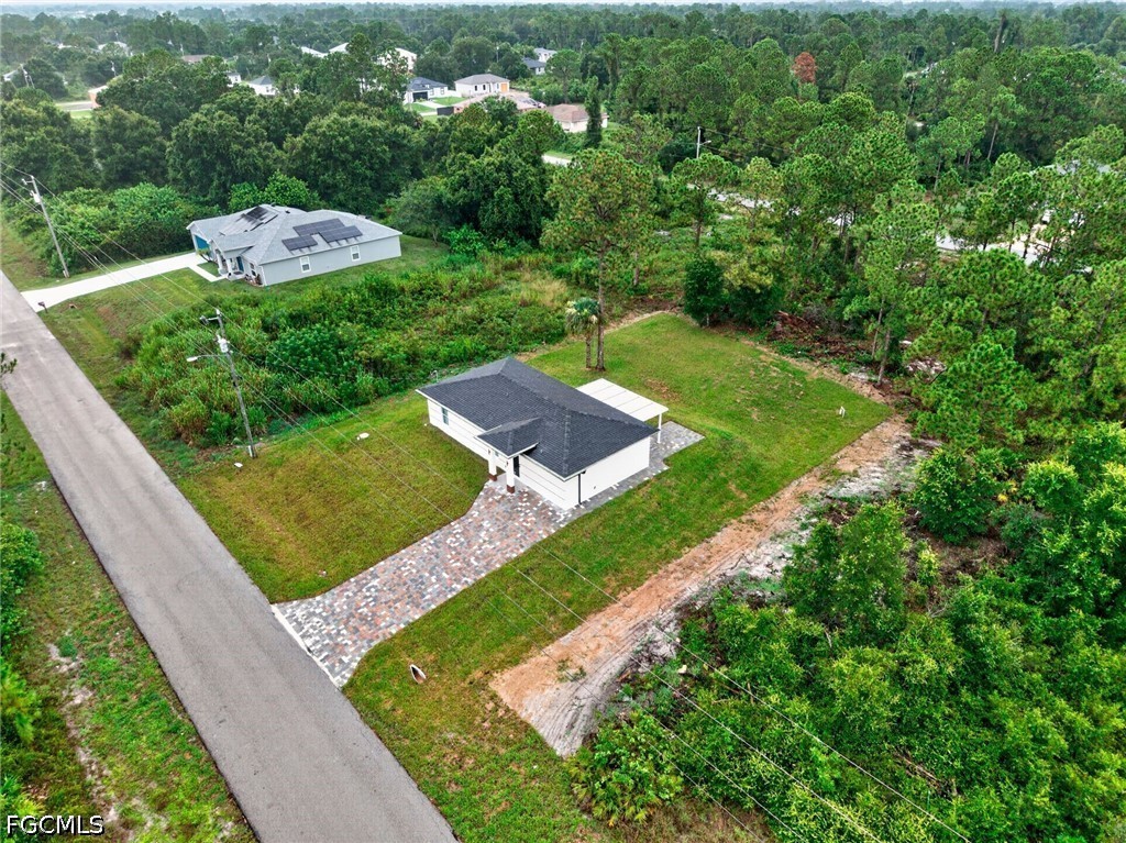 851 Calumet St E Property Photo 4